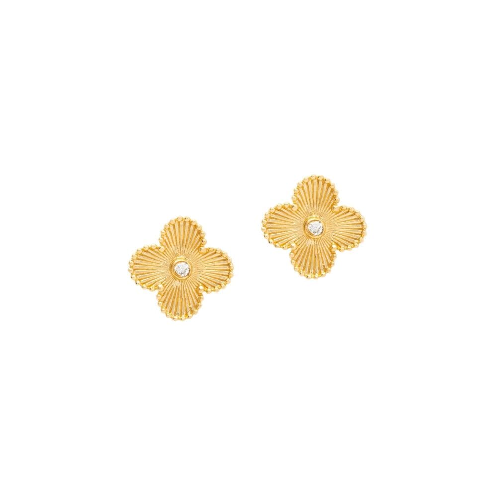 Medium Flower with Diamond Earrings Yellow Gold